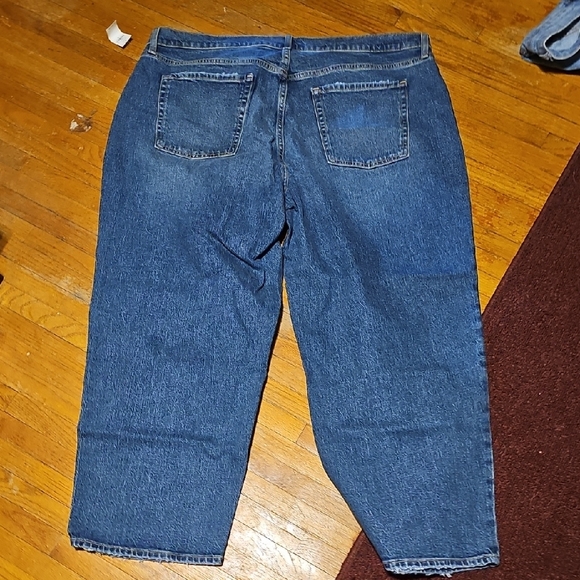 Old Navy Blue Relaxed Jeans with Distressed Knee - Picture 2 of 4